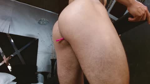 insta andres clark  online show from 01/10/25, 09:53