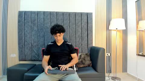 andres_cream online show from 09/15/25, 12:16