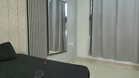 Snapshot of andres_cream chatting on 10/02/25, 12:12 andres_cream online show from 10/02/25, 12:12