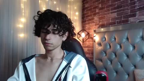 andres_ocasio online show from 03/08/25, 04:06