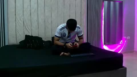 andres_stud online show from 09/22/25, 04:25