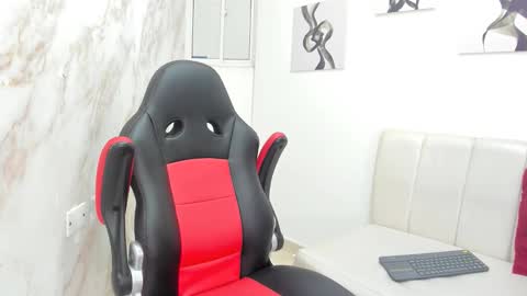 andres_stud online show from 10/08/25, 04:43