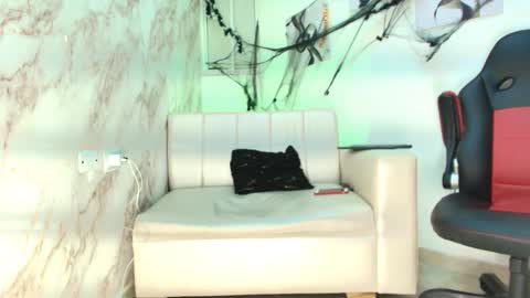 Snapshot of andres_stud chatting on 11/01/25, 04:47 andres_stud online show from 11/01/25, 04:47