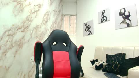 Snapshot of andres_stud chatting on 01/10/26, 12:51 andres_stud online show from 01/10/26, 12:51