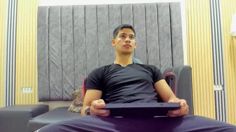 Snapshot of andres_stud chatting on 01/12/26, 12:32 andres_stud online show from 01/12/26, 12:32