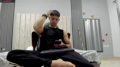 Snapshot of andres_stud chatting on 02/14/26, 04:42 andres_stud online show from 02/14/26, 04:42