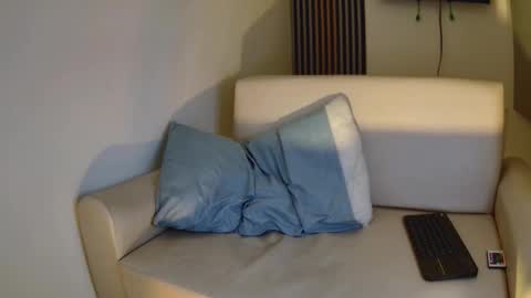 Snapshot of andres_stud chatting on 02/19/26, 03:35 andres_stud online show from 02/19/26, 03:35