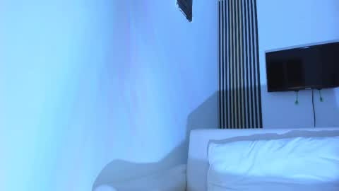 Snapshot of andres_stud chatting on 02/21/26, 04:02 andres_stud online show from 02/21/26, 04:02