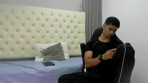 Snapshot of andres_stud chatting on 03/04/26, 04:40 andres_stud online show from 03/04/26, 04:40
