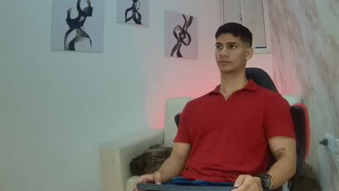 Snapshot of andres_stud chatting on 03/08/26, 05:00 andres_stud online show from 03/08/26, 05:00