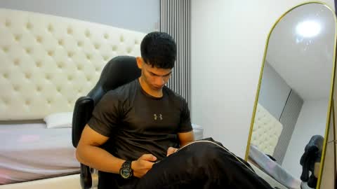Snapshot of andres_stud chatting on 03/31/26, 03:52 andres_stud online show from 03/31/26, 03:52