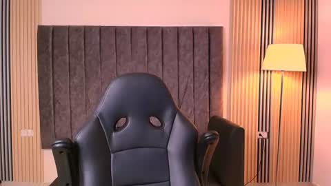 andres_stud online show from 07/18/26, 05:22