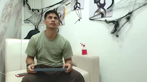 ANDRES  online show from 10/19/25, 04:46