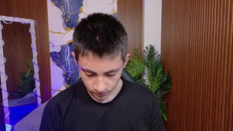 Snapshot of andres_tay chatting on 06/04/26, 02:17 andres_tay online show from 06/04/26, 02:17