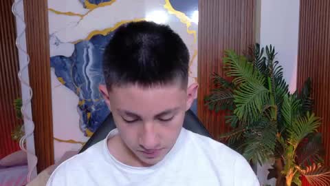 Snapshot of andres_tay chatting on 06/06/26, 02:49 andres_tay online show from 06/06/26, 02:49