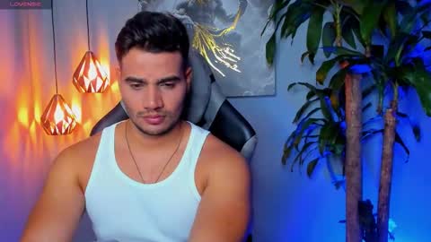 Snapshot of andresfiit chatting on 11/01/25, 02:13 Andres online show from 11/01/25, 02:13