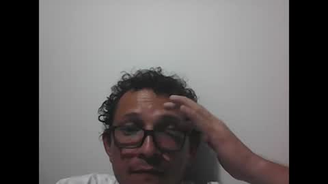 Snapshot of andresfloga chatting on 10/26/25, 05:13 andresfloga online show from 10/26/25, 05:13