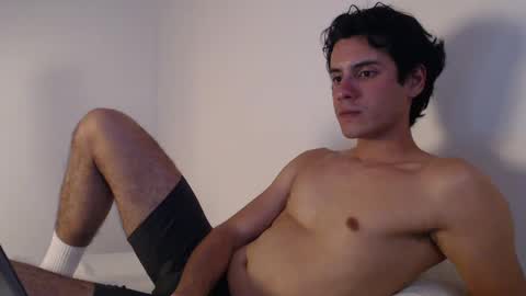 Snapshot of andrestorres0 chatting on 12/24/24, 09:44 Andres Torres online show from 12/24/24, 09:44