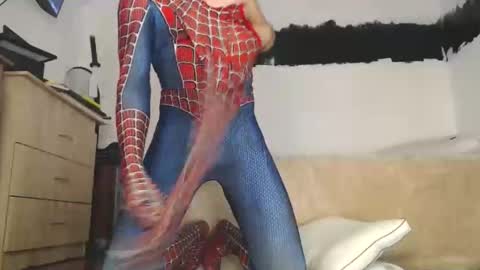 Snapshot of andrestorres0 chatting on 10/25/25, 01:35 Andres Torres online show from 10/25/25, 01:35