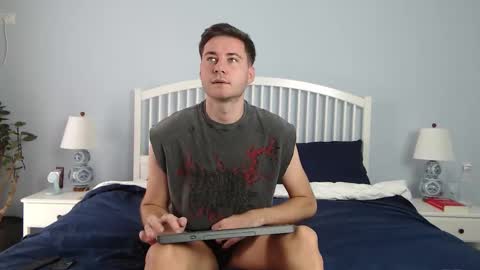 Justin Andrew online show from 09/25/25, 09:57