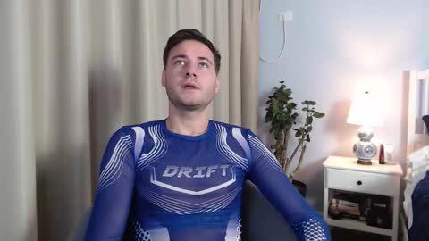 Justin Andrew online show from 09/26/25, 04:55