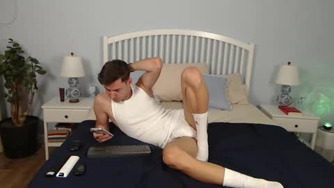 Justin Andrew online show from 10/03/25, 08:55