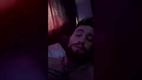 andrew284915 online show from 12/21/25, 07:43