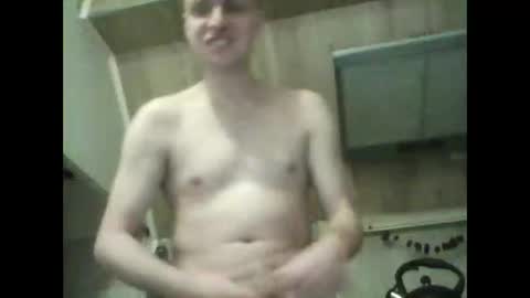 Snapshot of andrew3356577 chatting on 10/27/25, 03:43 andrew3356577 online show from 10/27/25, 03:43