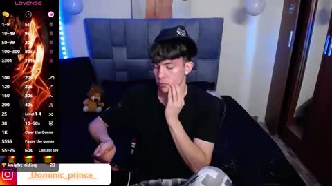 Snapshot of andrew_angels chatting on 10/22/25, 12:00 andrew_angels online show from 10/22/25, 12:00