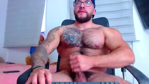 andrew_holden__ online show from 02/11/25, 10:50