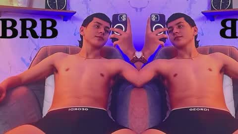 Snapshot of andrew_restrepo chatting on 10/01/25, 11:00 andrew restrepo online show from 10/01/25, 11:00