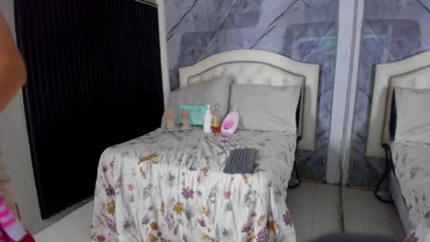 Snapshot of andrew_taylor0 chatting on 09/30/25, 09:42 Andrew Taylor0 online show from 09/30/25, 09:42