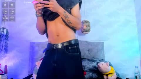 Snapshot of andrewayne_ chatting on 07/21/26, 01:13 andrewayne_ online show from 07/21/26, 01:13