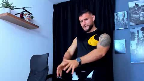 Snapshot of andrewdiaz_ chatting on 11/25/25, 06:02 Andrew Diaz online show from 11/25/25, 06:02