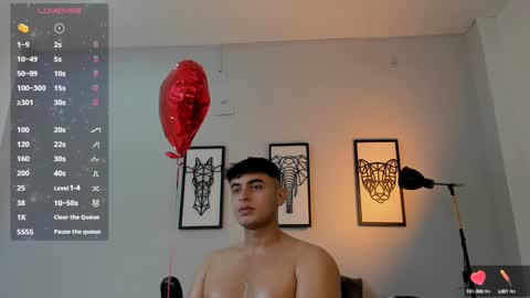 Snapshot of andrewlamar77 chatting on 02/15/25, 04:56 Andrewlamar21 online show from 02/15/25, 04:56