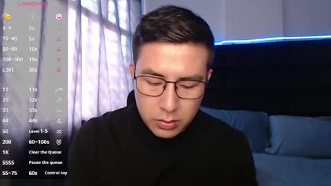 andrewmhilton_ online show from 09/28/25, 04:01