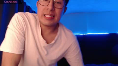 andrewmhilton_ online show from 07/27/26, 06:09