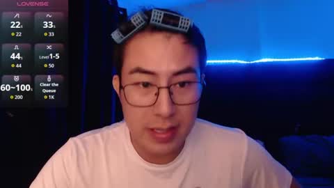 andrewmhilton_ online show from 07/29/26, 03:26