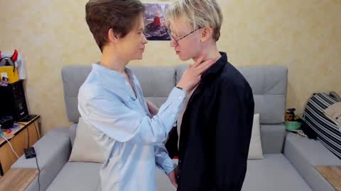 Snapshot of andrewwcarter2 chatting on 12/01/24, 08:31 Andrew online show from 12/01/24, 08:31