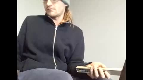 Snapshot of andrewwhitby chatting on 12/15/25, 11:25 andrewwhitby online show from 12/15/25, 11:25