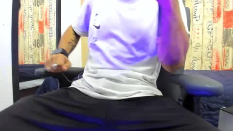   online show from 03/08/25, 10:24