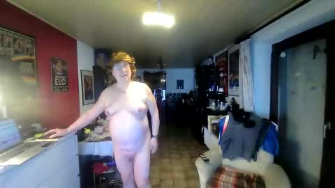 androgynia online show from 10/13/25, 05:51