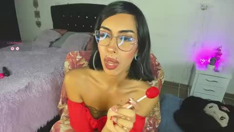 vero paez online show from 06/14/26, 02:35