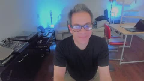 Andrew online show from 09/12/25, 08:25