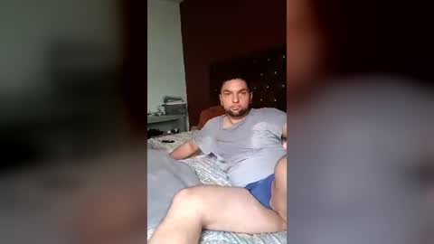 andy323566 online show from 06/17/26, 06:53