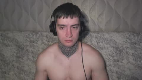 Snapshot of andy4life chatting on 06/10/26, 06:40 andy4life online show from 06/10/26, 06:40