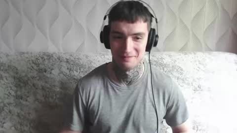 Snapshot of andy4life chatting on 06/11/26, 05:27 andy4life online show from 06/11/26, 05:27