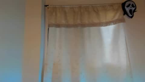 Snapshot of andy_0018 chatting on 01/01/25, 10:13 Andy online show from 01/01/25, 10:13