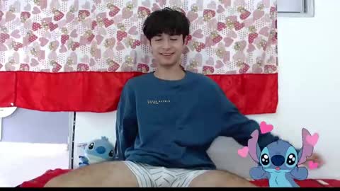 Snapshot of andy_andrade chatting on 10/03/25, 04:26 andy_andrade online show from 10/03/25, 04:26