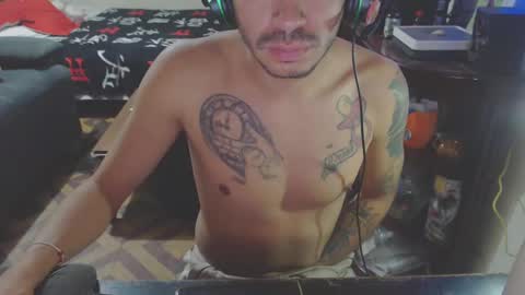 Snapshot of andy_cole18 chatting on 11/08/25, 06:46 Andy Cole online show from 11/08/25, 06:46